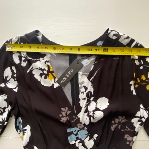 NEW Yumi Kim Floral Liz Romper in Love Triangle Size Small - Picture 15 of 17